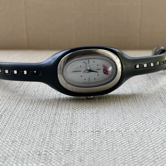 New Balance Women Watch Black Rubber Band Sport Analog Quartz Watch - Picture 5 of 11